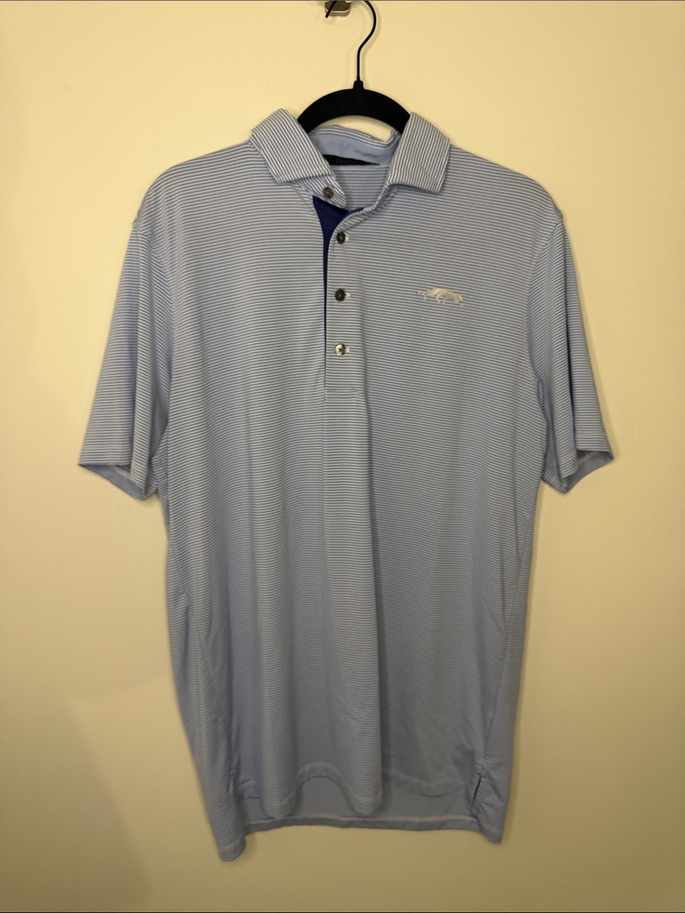 Greyson Grove XXIII Logo  Golf Polo Light Blue and White Stripes Men’s Medium